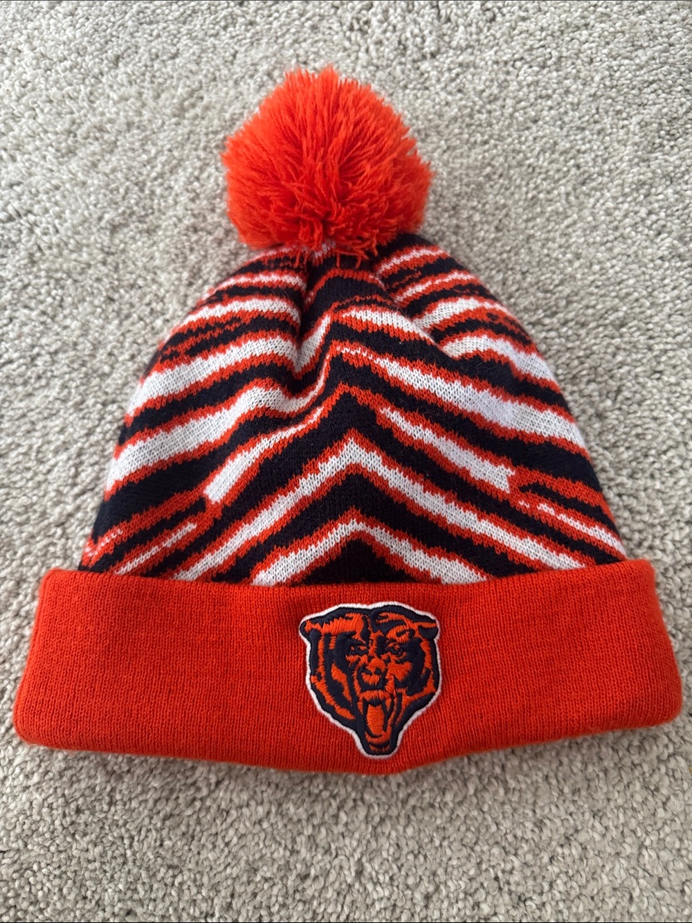 Vintage Chicago Bears Orange Pom Beanie Hat NFL New Era